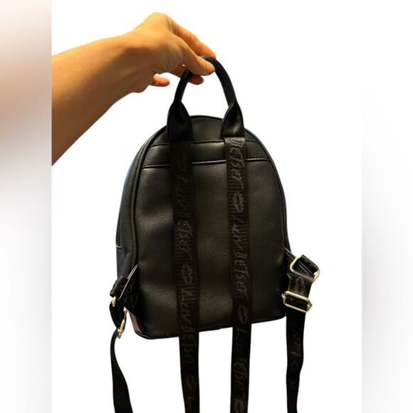Betsey Johnson "LUV Betsey" Chic Pink and Black mini Backpack - Picture 4 of 9